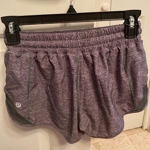 Lululemon Hotty Hot 2.5” Shorts